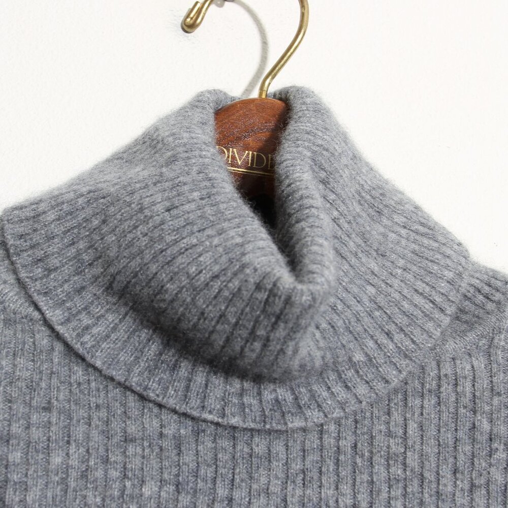 Reformation Luisa Cropped Ribbed Recycled Cashmere-Blend Turtleneck Sweater Gray - Picture 8 of 11
